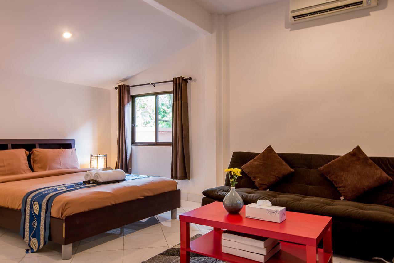 Tananza Resort & Homestay Phuket Nai Harn Екстериор снимка